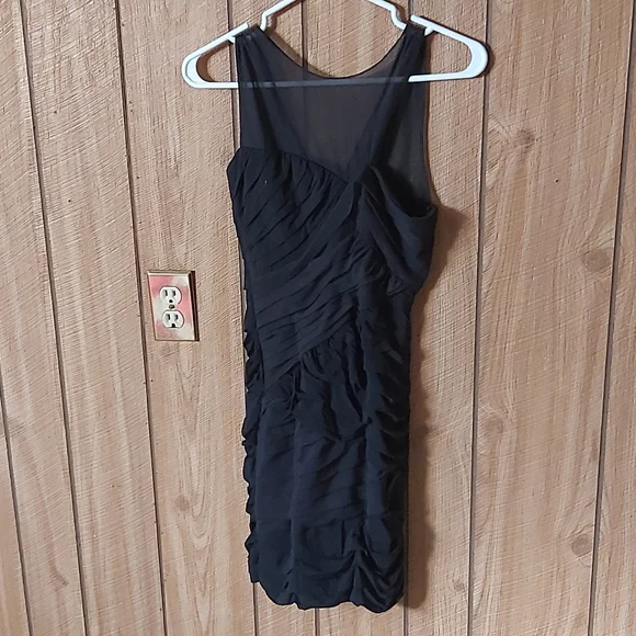 Dress - Picture 1 of 4